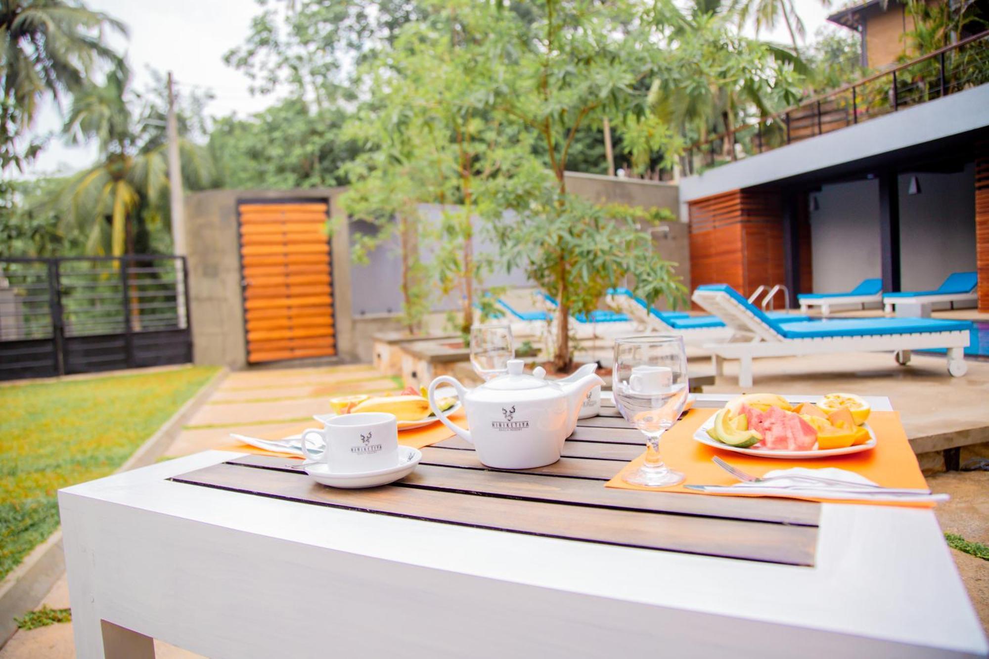 Hiriketiya Beach Hostels Dikwella Bagian luar foto