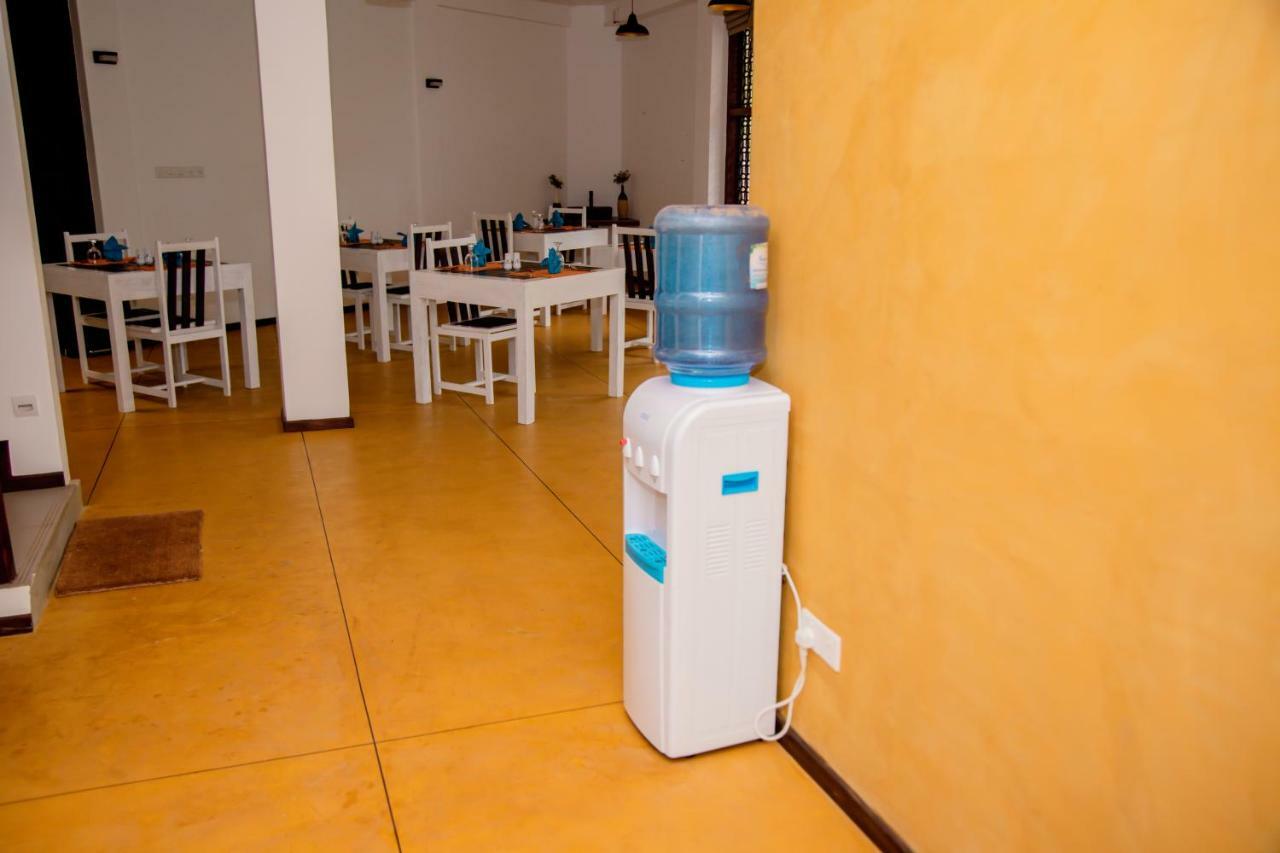 Hiriketiya Beach Hostels Dikwella Bagian luar foto